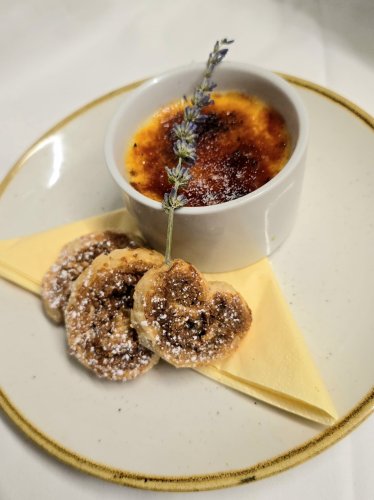 Dining Image